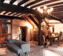 Real Posada De La Mesta