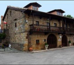 Posada Real La Montaesa