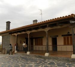 Apartamentos Rurales El Lago