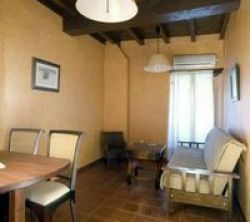 Apartamentos Rurales La Almenara