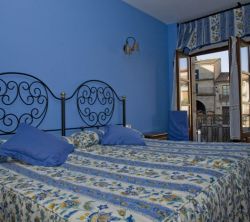 Antiguo Casino De Los Arribes