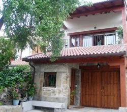 La Piedra Del Mediodia De Gredos