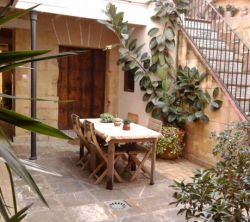 Apartamentos El Patio Andaluz