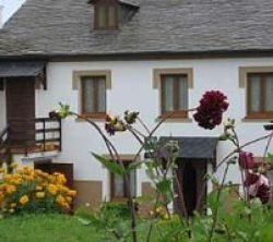 Apartamentos Rurales Romallande