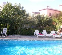 Acequias Casa Ta Mara