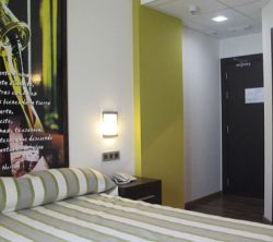 Hostal Aznaitn Baeza