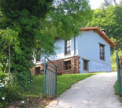 Casa La Pumarada